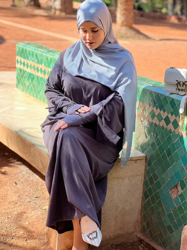 La Robe Amira — Gris Perle Élégance