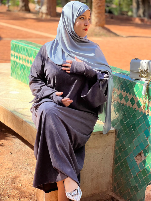 La Robe Amira — Gris Perle Élégance