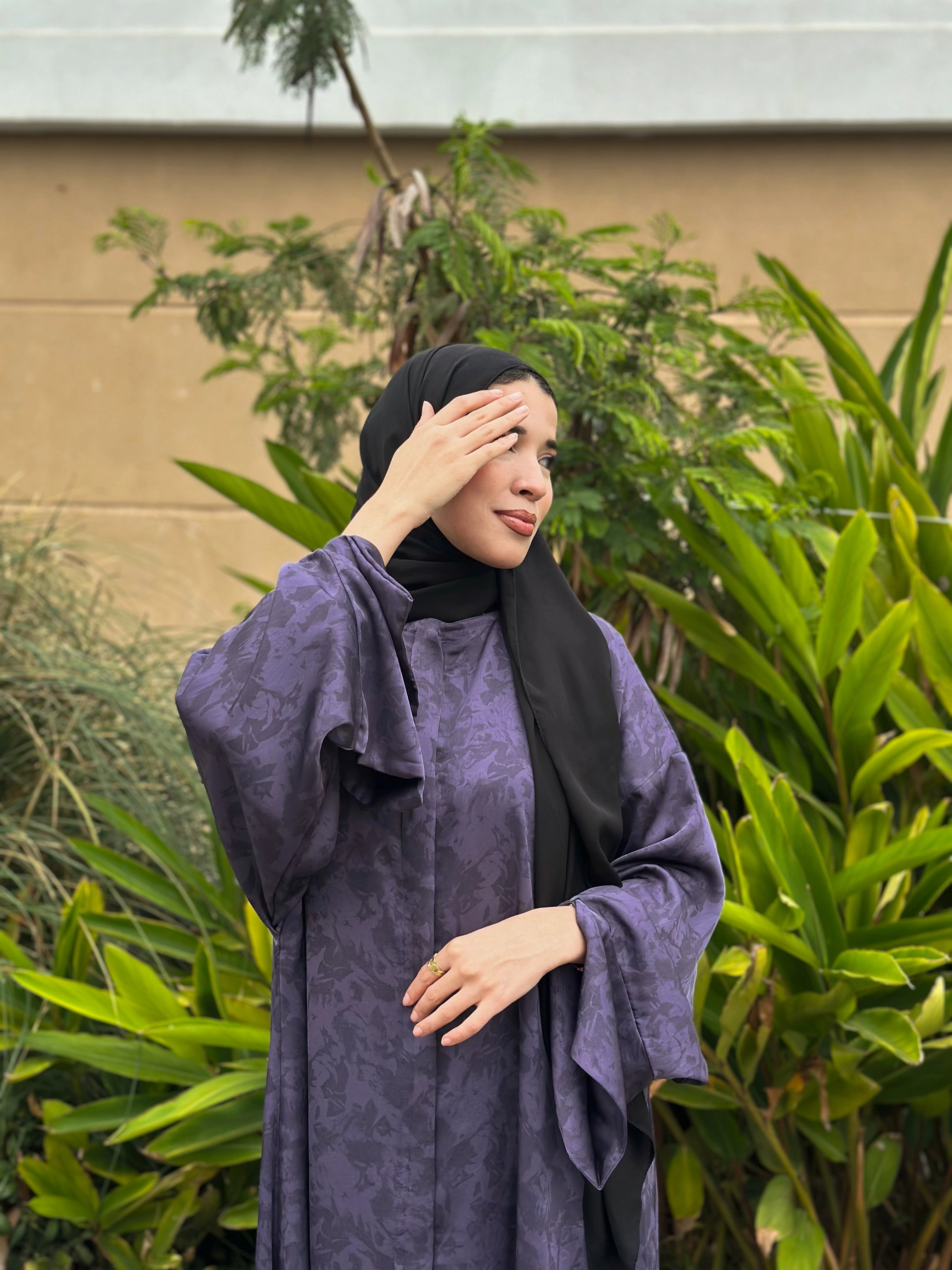 Abaya Sultana – Violet Élégant