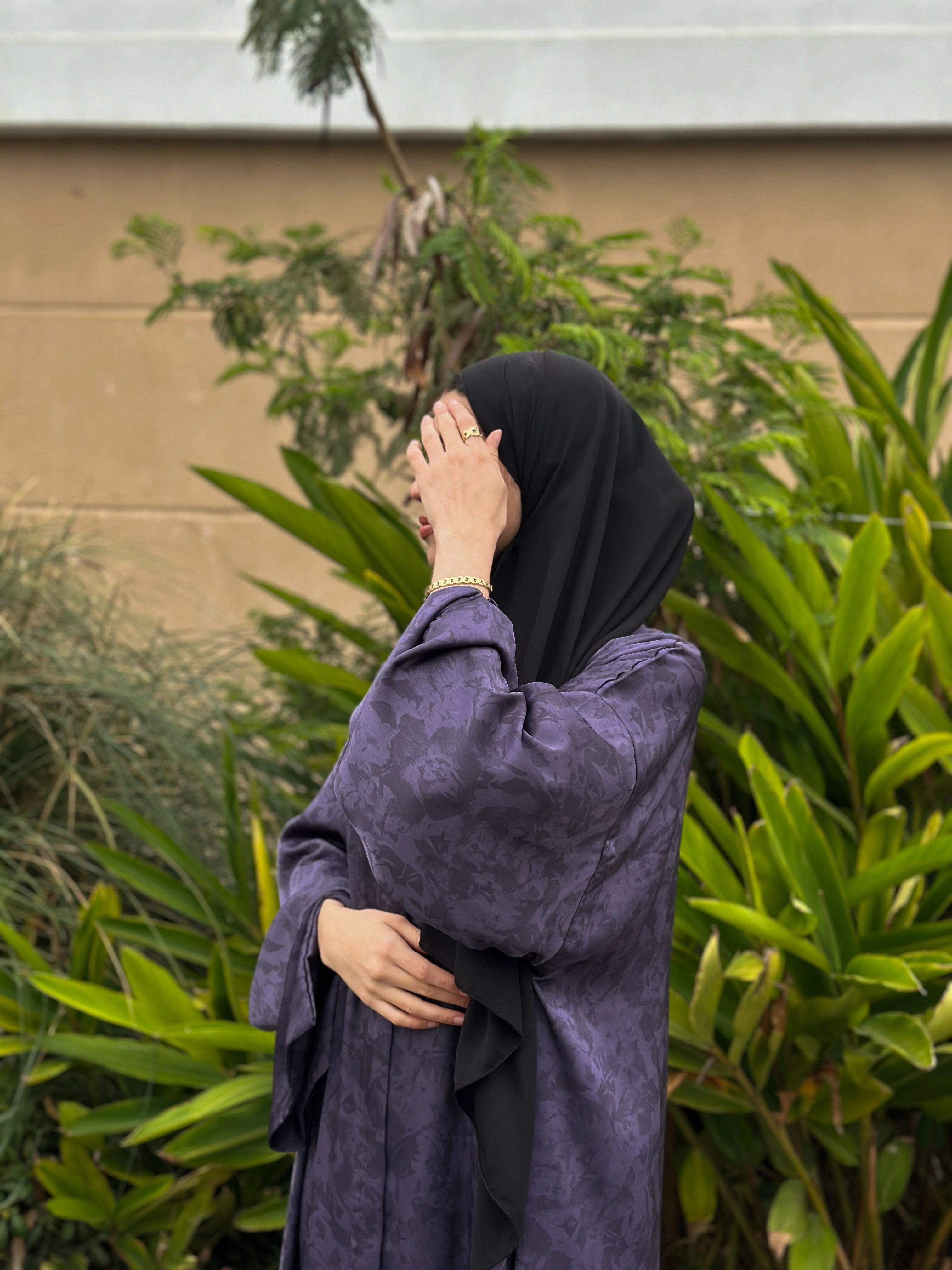 Abaya Sultana – Violet Élégant
