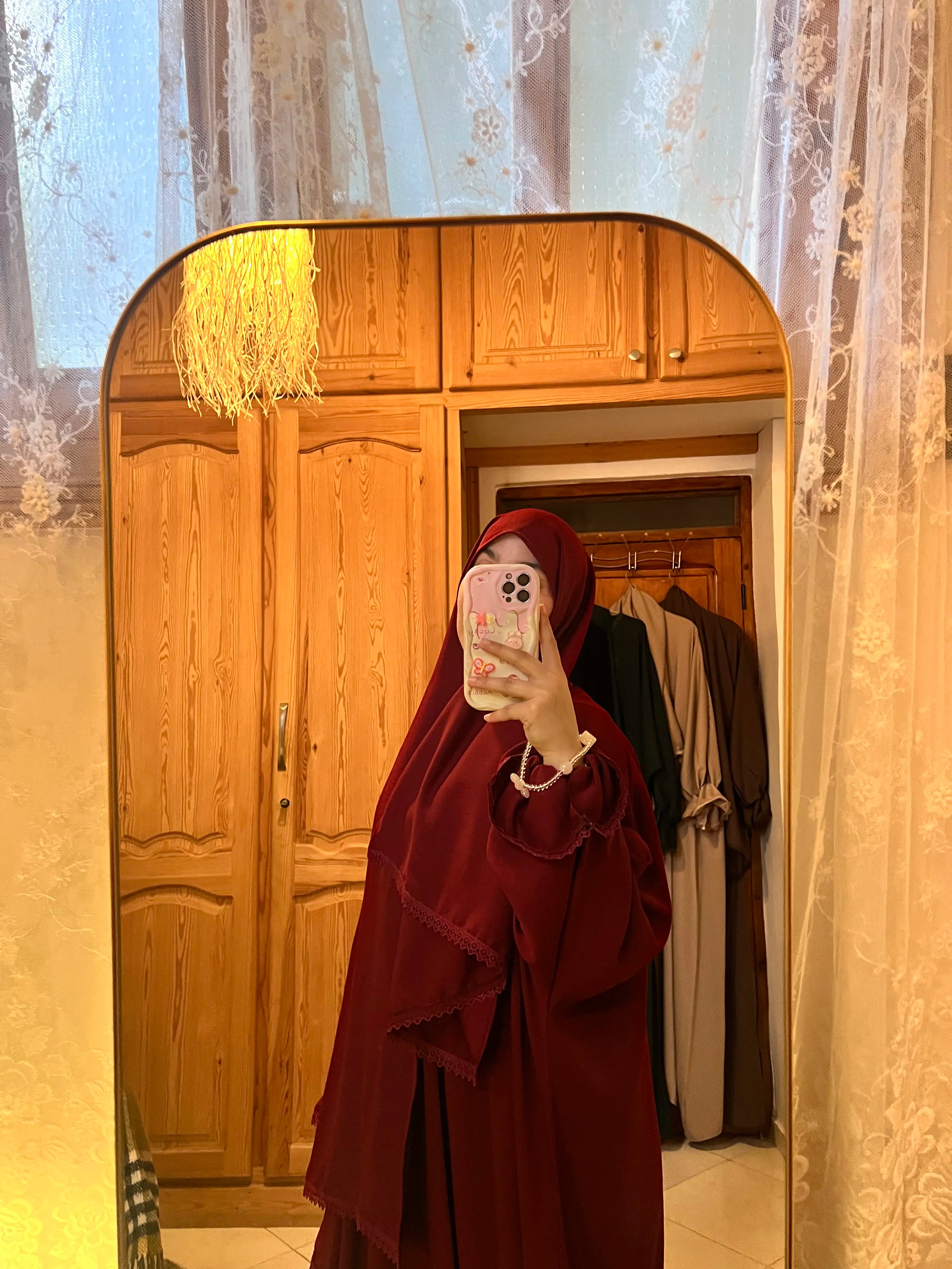 Abaya Al Houda — Bordeaux